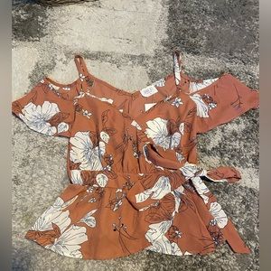 Sienna Sky flouncy tank top NWT